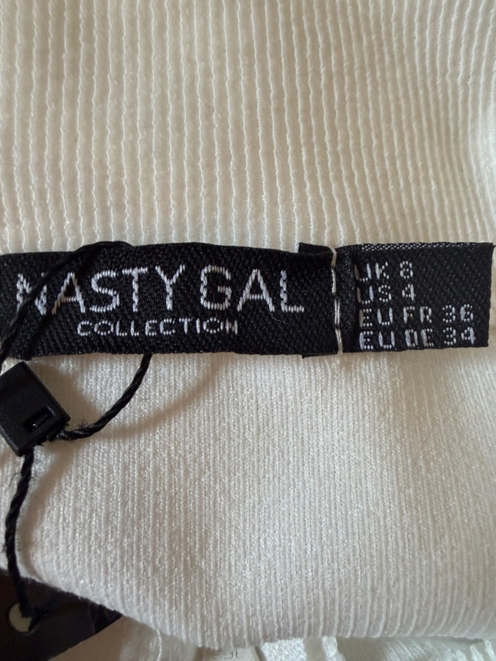 Nasty Gal Contour Ribbed High Neck Zip Front Cream Midi Dress Size 4 - Picture 6 of 7